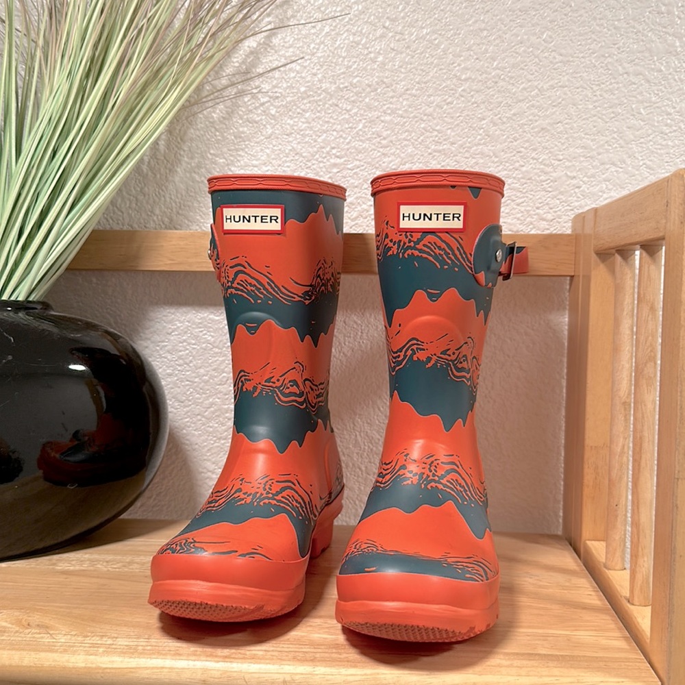 Brand new short storm stripe hunter rain boots wellies